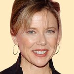 Annette Bening To Give Commencement Remarks For Point Foundation Online Event