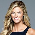 Legends for Charity Honors Erin Andrews With Prestigious Pat Summerall Award