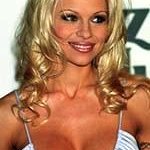 Pamela Anderson Donates To National Domestic Violence Hotline