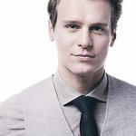 Jonathan Groff to be Honored by Point Foundation