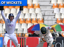 All Wickets: Pakistan vs England, 1st Test, Day 5